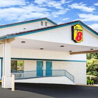 Super 8 by Wyndham Bremerton Thumbnail