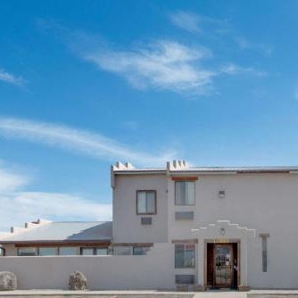 Super 8 by Wyndham Taos Thumbnail