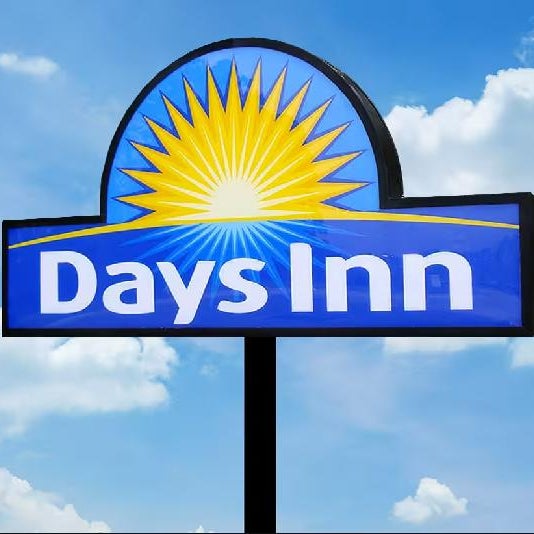 Days Inn & Suites by Wyndham Brewton Thumbnail