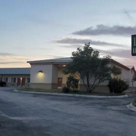 La Bonita Inn & Suites - McCamey Thumbnail