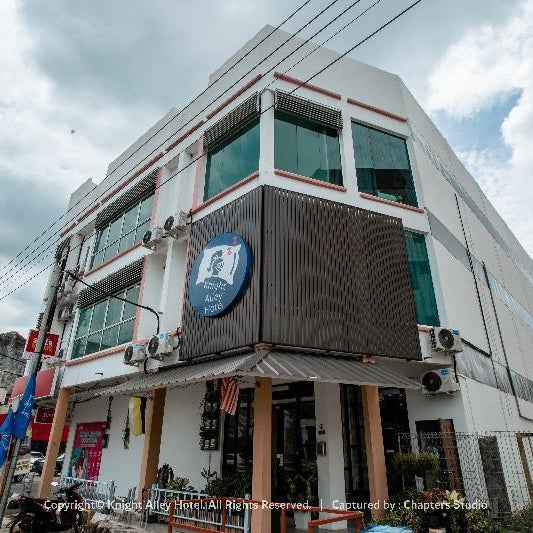 Knight Alley Hotel
