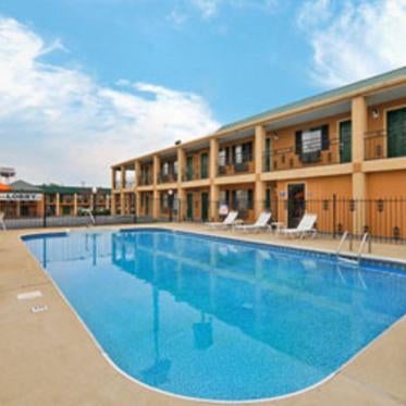 Travelodge by Wyndham Natchitoches Thumbnail
