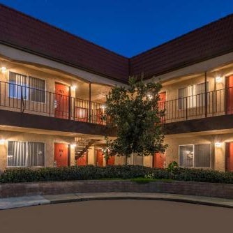 Laurel Inn & Conference Center Thumbnail