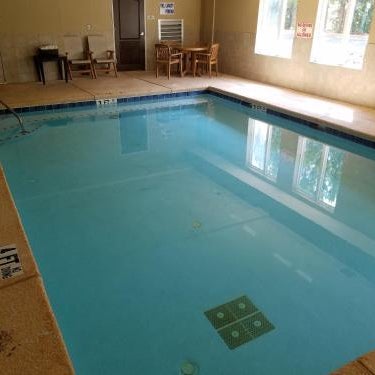 La Quinta Inn & Suites by Wyndham Union City Thumbnail