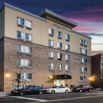 La Quinta Inn & Suites by Wyndham Brooklyn Downtown Thumbnail