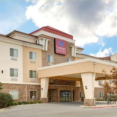 Comfort Suites Bastrop Thumbnail