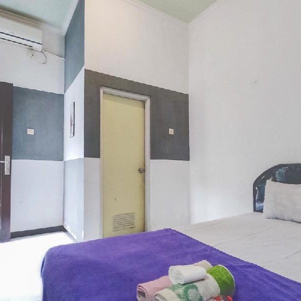 Kartini Guest House near Alun Alun Probolinggo