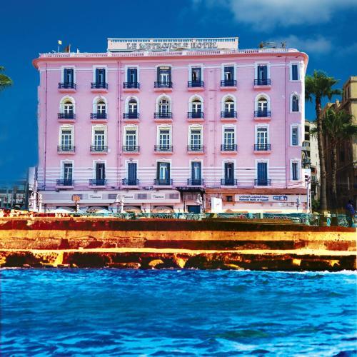Le Metropole Luxury Heritage Hotel Since 1902 by Paradise Inn Group Thumbnail