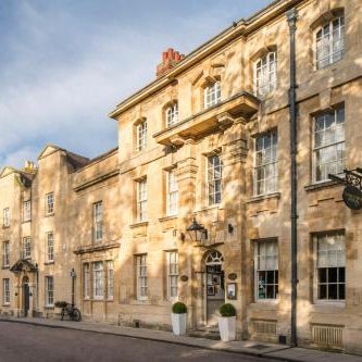 Vanbrugh House Hotel