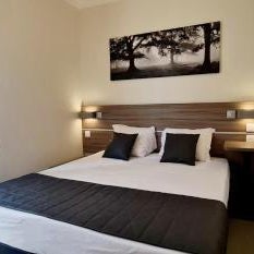 ESPERANCE HOTEL Thumbnail