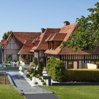 La Chaumière Thumbnail