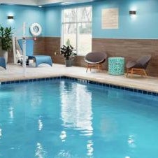 Hampton Inn By Hilton & Suites Marina Thumbnail