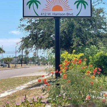 Tropic Motel Thumbnail