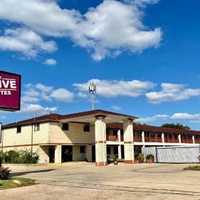 Executive Inn and Suites Houston Thumbnail