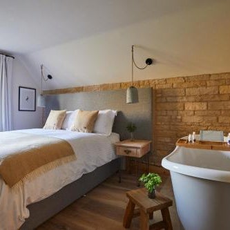 Wild Thyme & Honey - Cirencester-Cotswolds