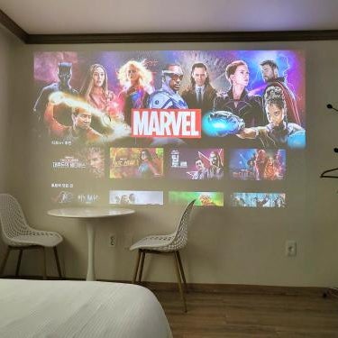 Top Island Hotel Thumbnail