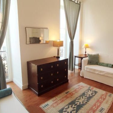 Jump Into the Lull Apartment