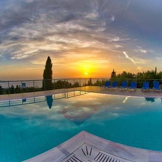 Studios Vrionis Panoramic Sunset