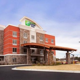 Holiday Inn Express Hotel & Suites Hot Springs By IHG Thumbnail