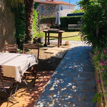 Maison l'or du temps, gîte les Glycines