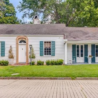 Steele Cottage Thumbnail