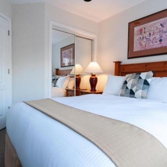 Bear Lodge Two Bedroom by MVA