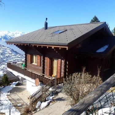 Eanta SUNNY & MOUNTAIN chalet 10 pers by Alpvision Résidences