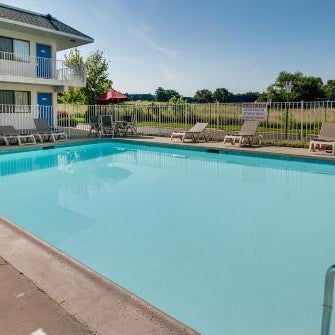 Motel 6-Lenexa, KS - Kansas City Southwest Thumbnail