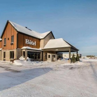 Econo Lodge Inn & Suites