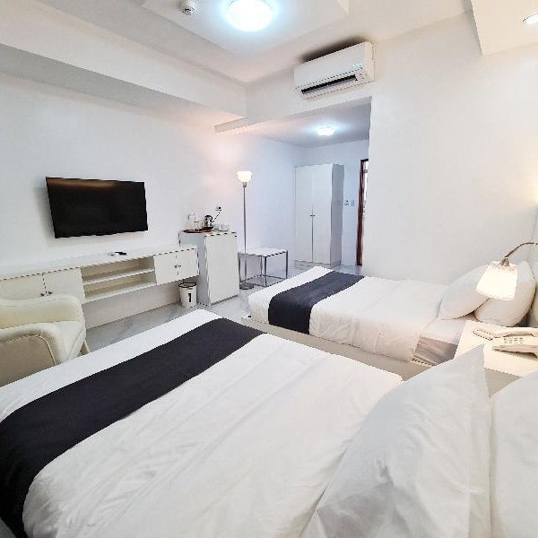 Staycation Hotel