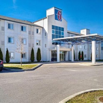 Motel 6 Peterborough Thumbnail