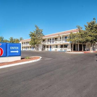 Motel 6 Redding South Thumbnail
