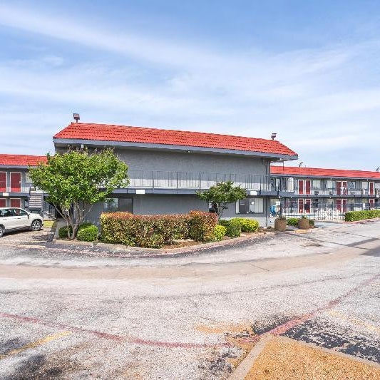 Motel 6 Fort Worth, TX East Thumbnail