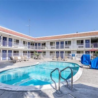 Motel 6 Modesto, CA Thumbnail