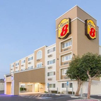 Super 8 by Wyndham National City Chula Vista Thumbnail