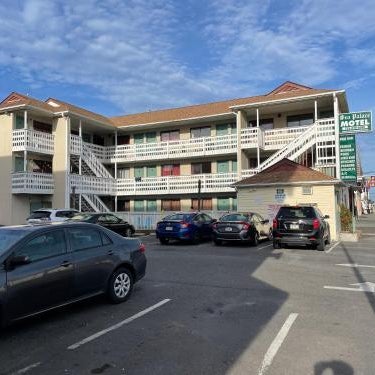 Sea Palace Motel Thumbnail