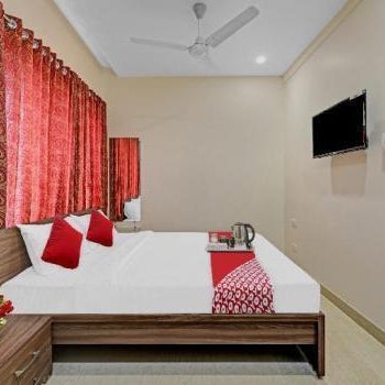 OYO Hotel O Ashok Nagar Near JNTU College