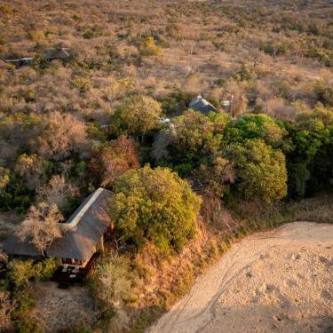 Shimungwe Lodge, Thornybush Game Reserve Thumbnail
