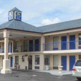 Executive Inn & Suites - Covington Thumbnail