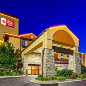 Best Western Plus Woodland Hills Hotel & Suites Thumbnail