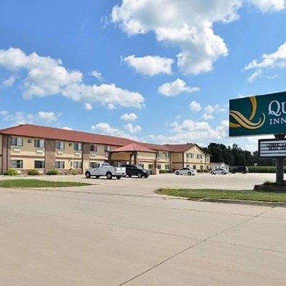 Quality Inn & Suites Grinnell near University Thumbnail