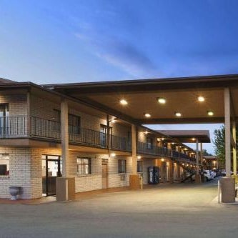 Days Inn by Wyndham Cortez Thumbnail