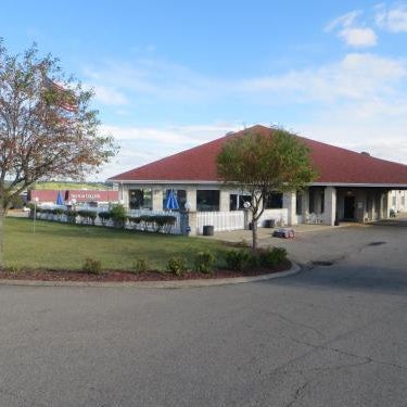 Days Inn by Wyndham Jackson Thumbnail