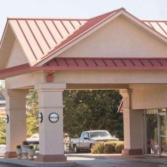 Days Inn by Wyndham Forsyth Thumbnail