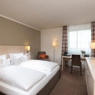 Mercure Hotel Duesseldorf Sued Thumbnail