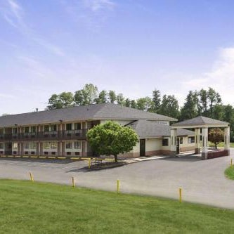 Days Inn by Wyndham Cloverdale Greencastle Thumbnail