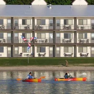 Bavarian Haus Lakefront Inn Thumbnail