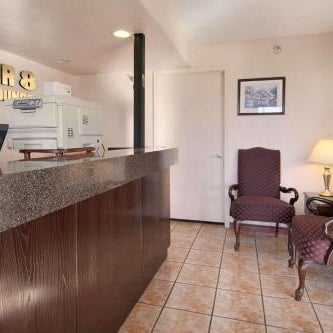 Super 8 by Wyndham Oklahoma Fairgrounds Thumbnail