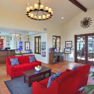 Lamplighter Inn & Suites at SDSU Thumbnail