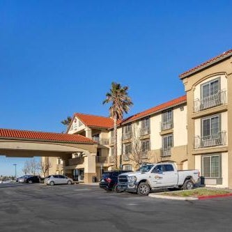 Best Western Plus John Jay Inn & Suites Thumbnail